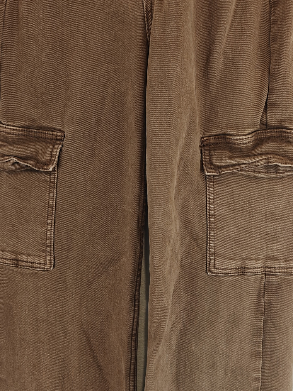 Risen Cocoa Utility Cargo Jeans High Rise Relaxed Fit Cargo Denim Y2K Street 26 - Picture 8 of 16